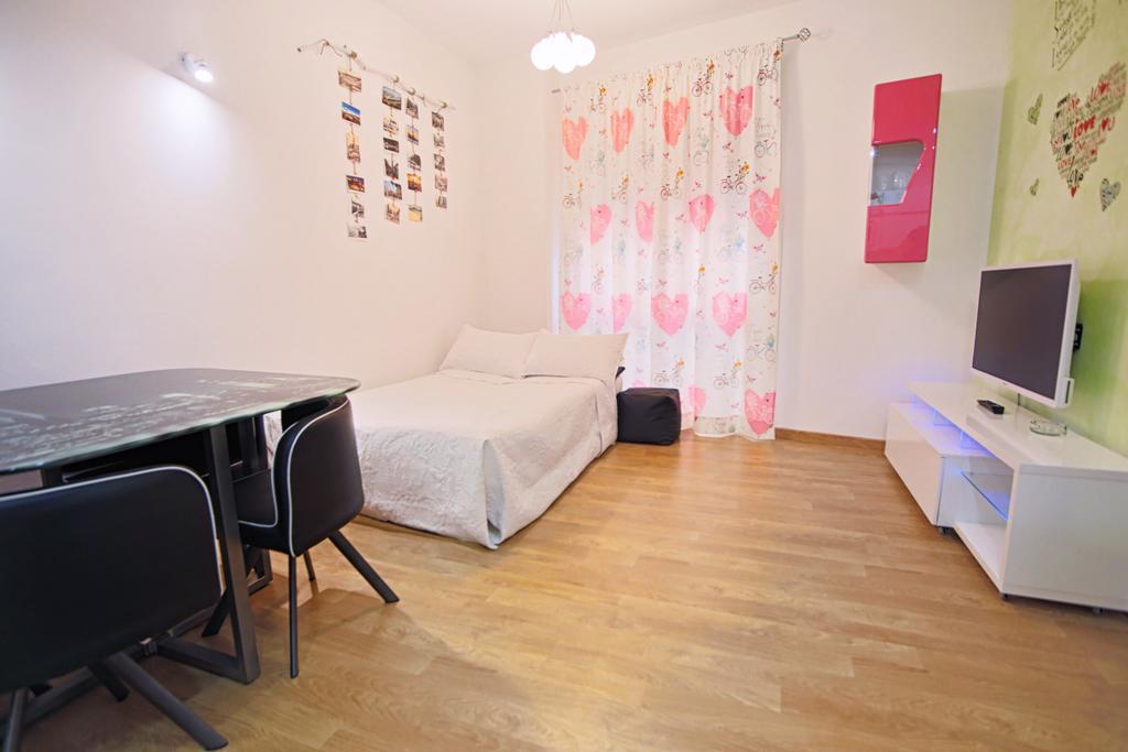 Apartamentos Momas La Casa De Mama Μάλαγα Εξωτερικό φωτογραφία